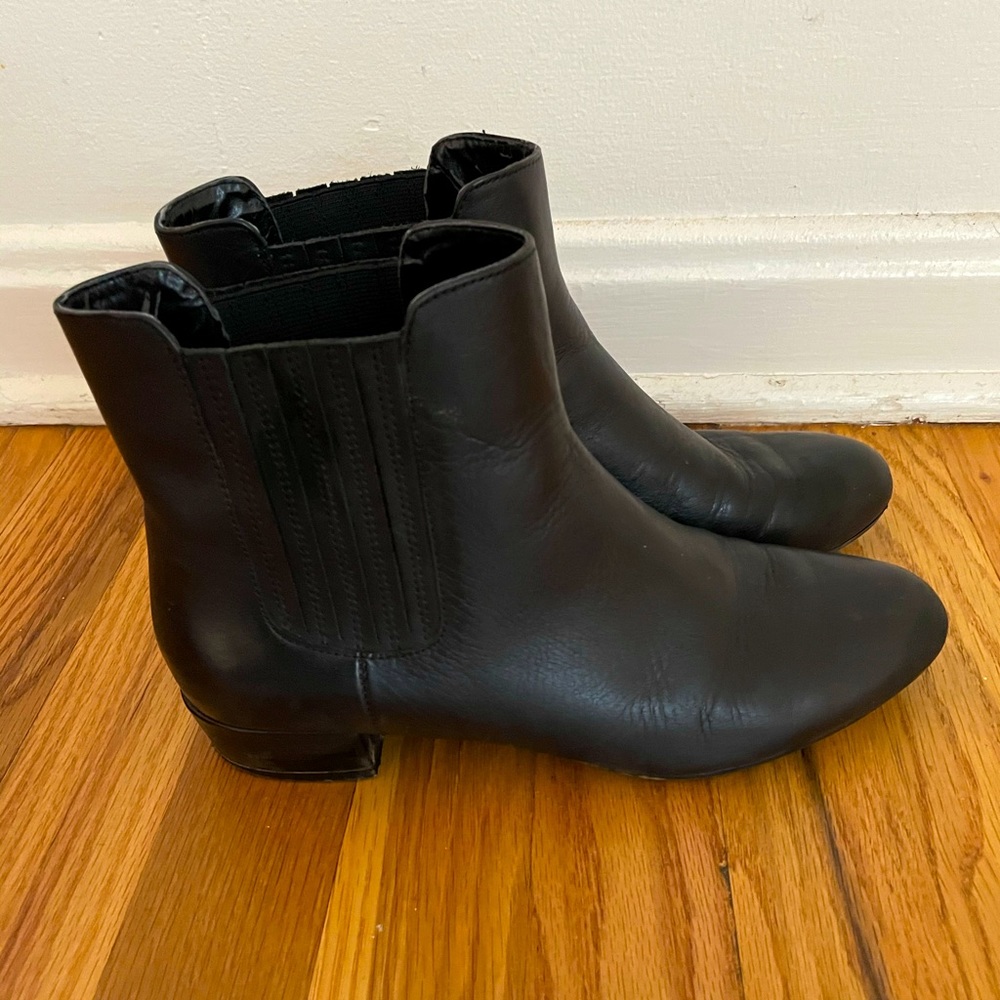 Marc Fisher Ankle Boots 7